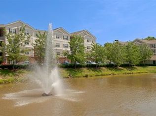 1102 Pinnacle Cir APT 2D, Newport News, VA 23601