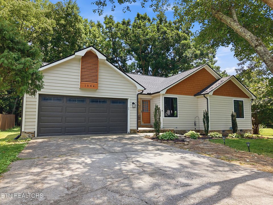 1st image of 1544 Fox Meadow Cir