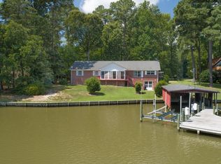 225 Woodhaven Dr, Heathsville, VA 22473