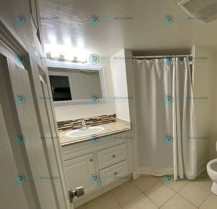 1 bed, 1.0 bath, 576 sqft, $1,250 — Photo 4