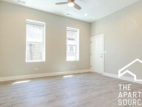 4th image of 1414 W Blackhawk St #1