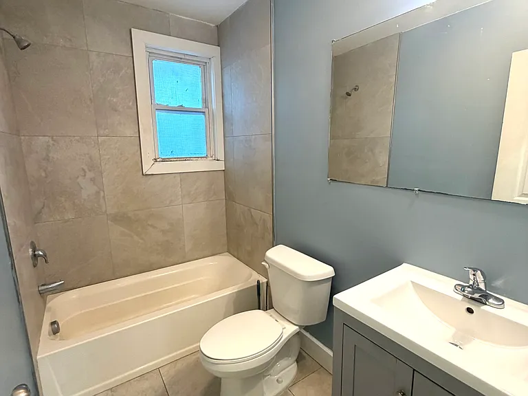 217 Union Ave #1 — Photo 12