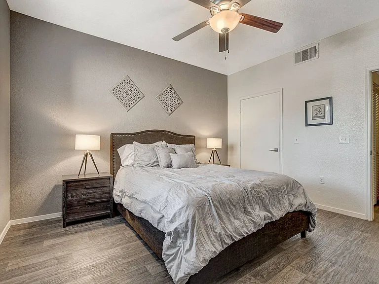 Copper Creek Apartments — Photo 7