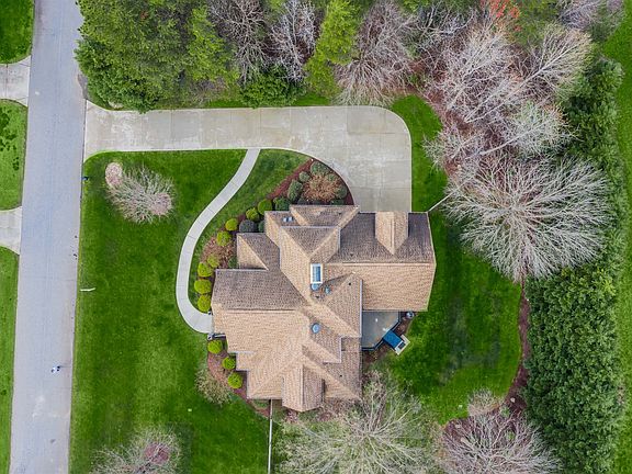 4th image of 143 Vista Bluff Ln