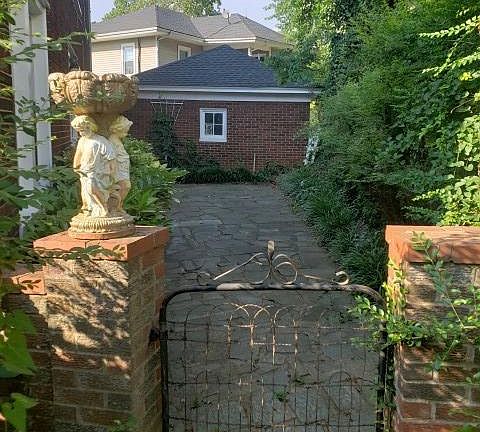 5th image of 1702 Richmond Ave