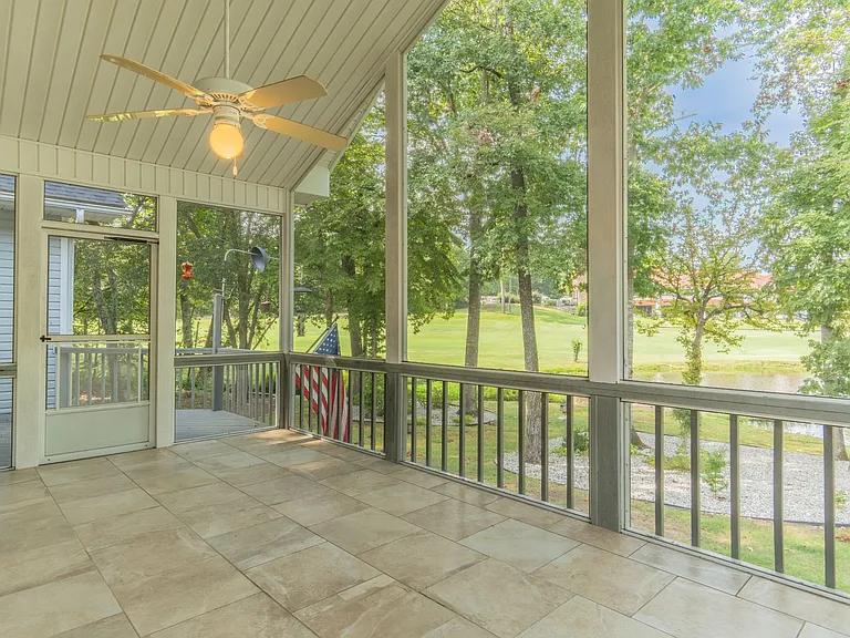 10 Lindura Ln — Photo 42