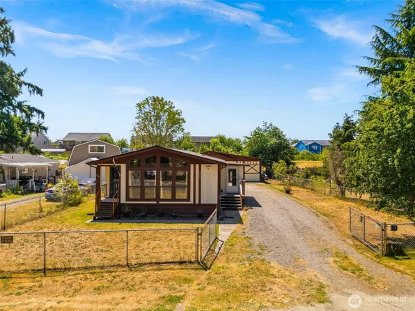 9035 Pepperidge Lane SE, Yelm, WA 98597