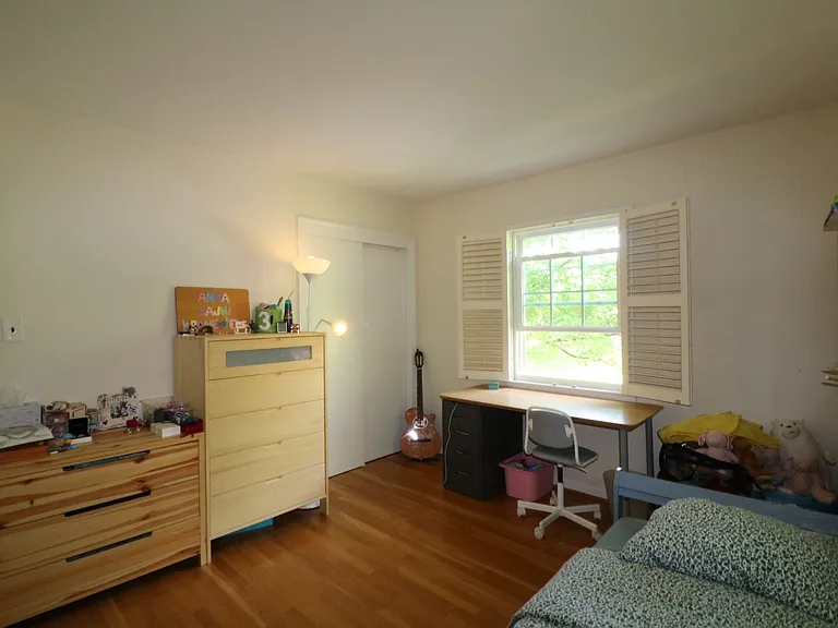6703 Rannoch Rd — Photo 27