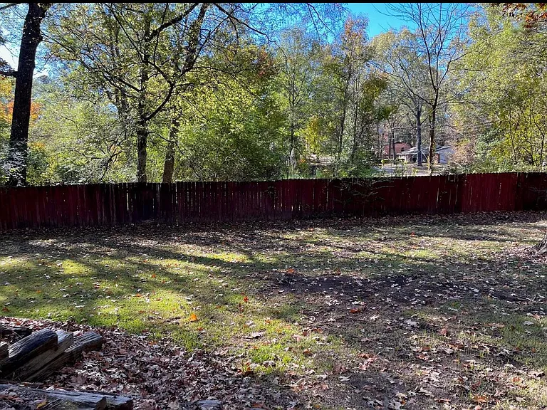633 Briarcliff Cir — Photo 10
