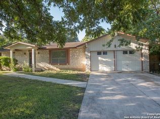 5530 Merkens Dr, San Antonio, TX 78240