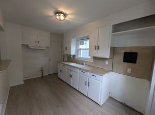 4 Caves Pl, Rochester, NY 14609