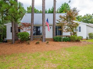 144 E Shenandoah Rd, West End, NC 27376