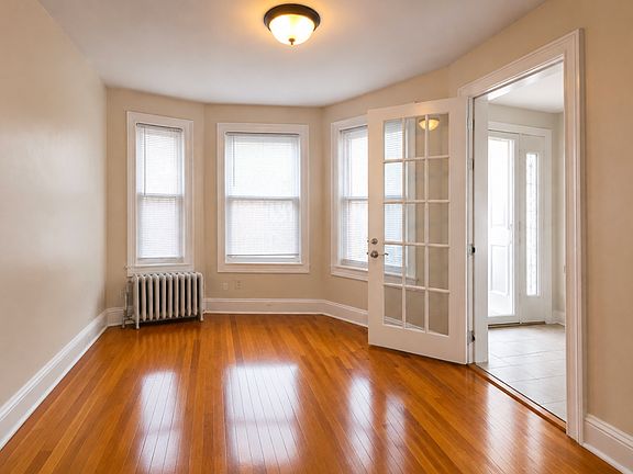 3rd image of 1001 Beach 9th St #1B