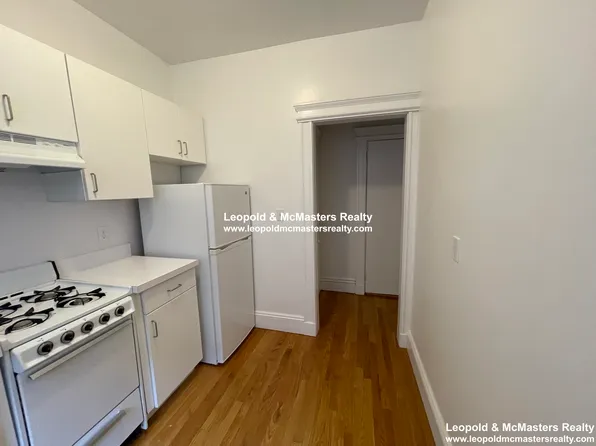 (undisclosed Address), Brookline, MA 02445
