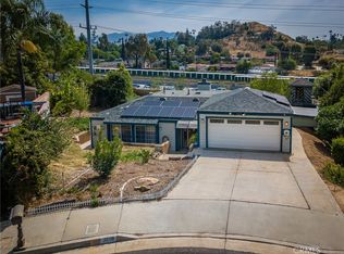 3208 Gibraltar Dr, Riverside, CA 92506