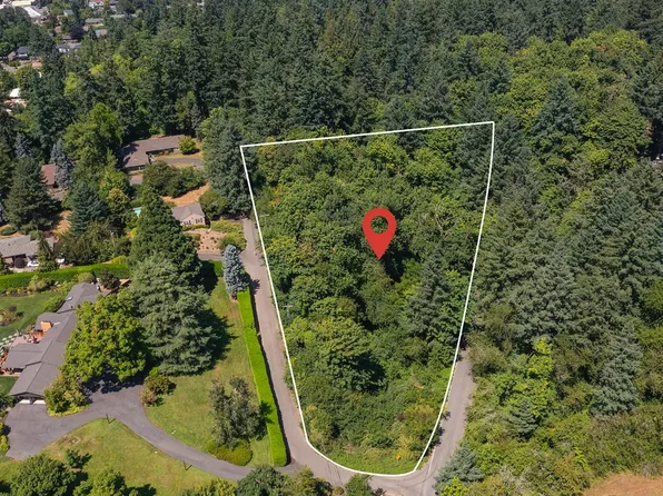 Cornell Ct, Lake Oswego, OR 97034