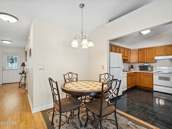 4th image of 3700 Tilbury Way