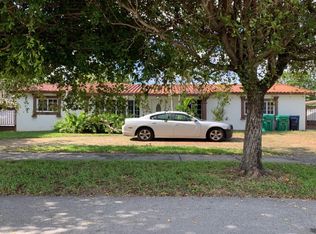 1120 SW 96th Ave, Miami, FL 33174