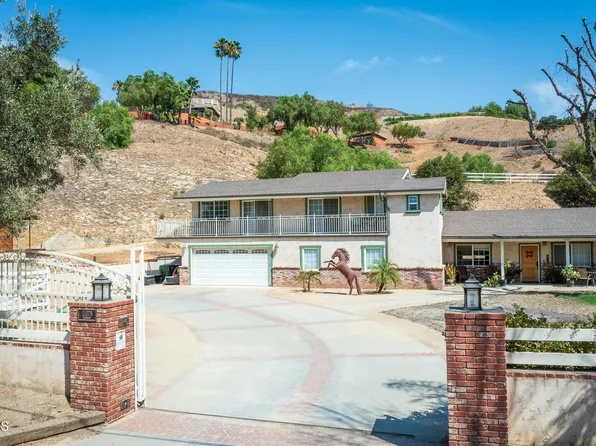 11078 McBroom St, Sunland, CA 91040