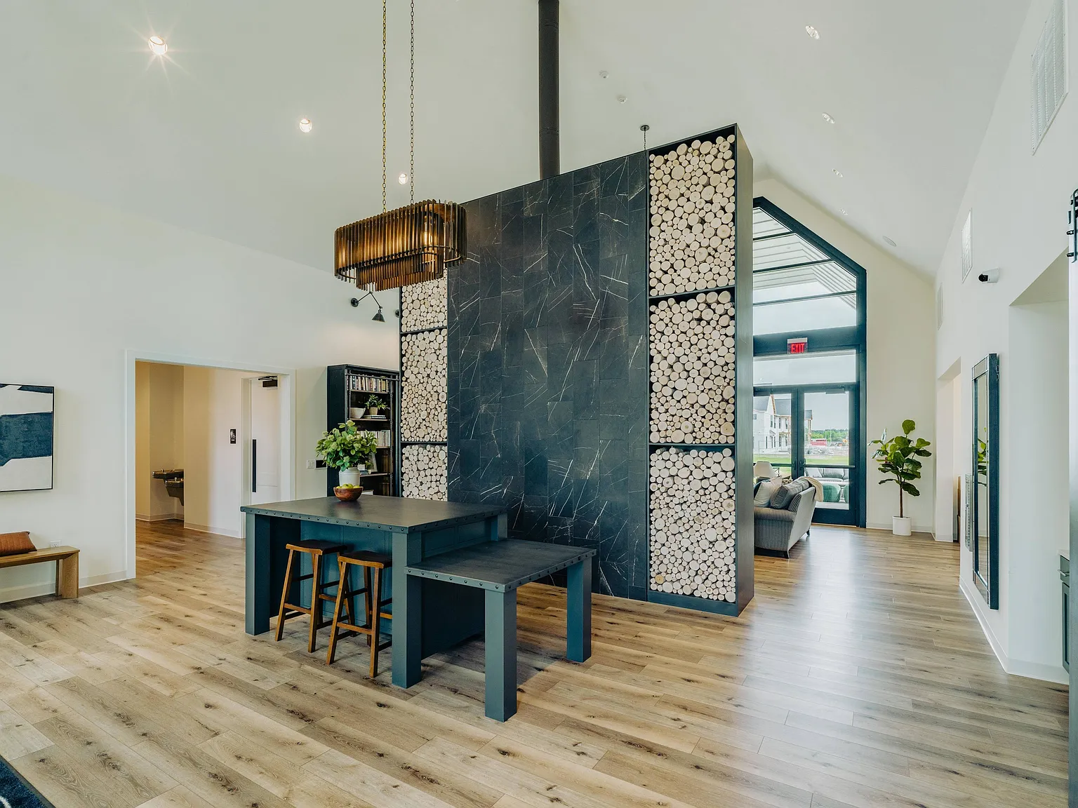 Hackney House Apartments — Photo 4