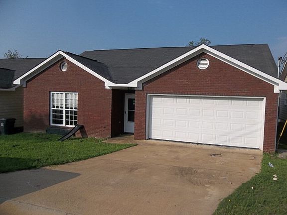 2nd image of 2207 Summerwind Dr