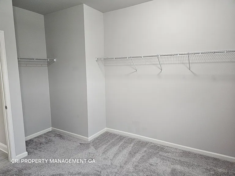 352 Newshaw Dr — Photo 38