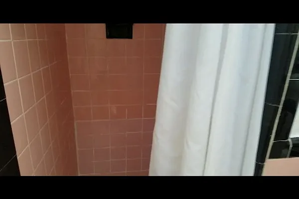 Rented by Chris Stewart, LREB | media 32