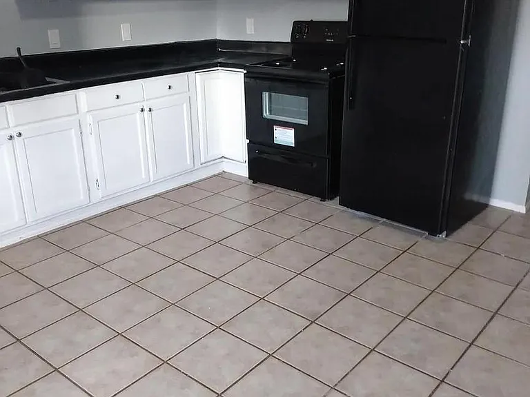 508 Sinclair Dr #508 — Photo 2