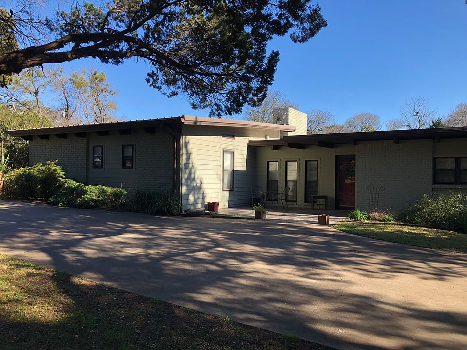 Mid-century modern beauty