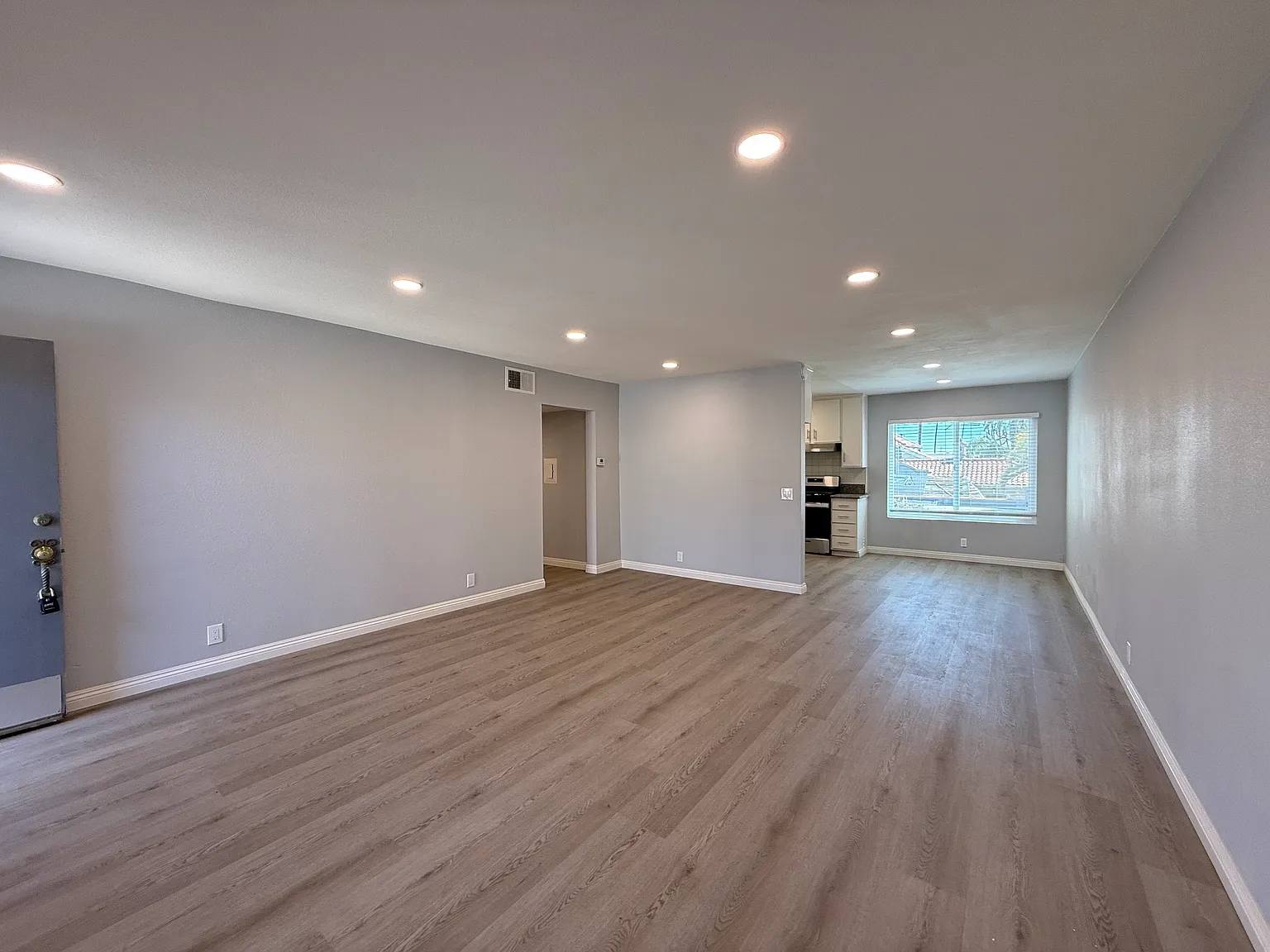 1712 S 3rd St — Photo 2