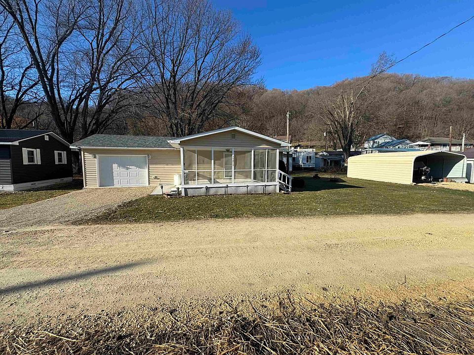 269 Mallard Ln, Garnavillo, IA 52049 Zillow