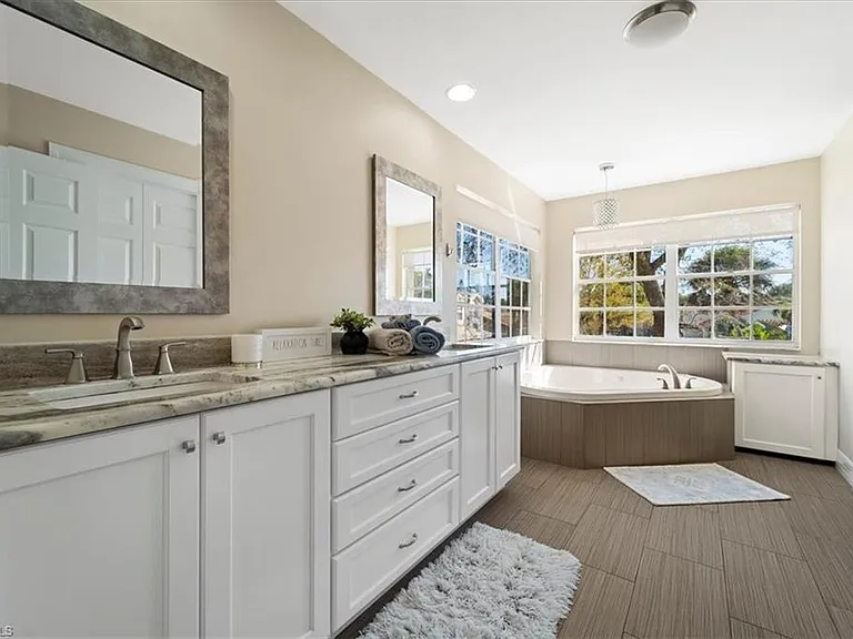 12341 Eagle Pointe Cir — Photo 24