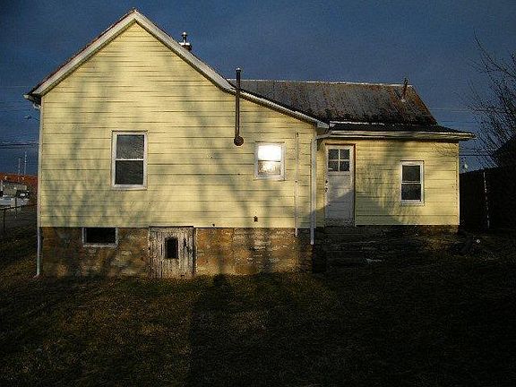 2nd image of 337 N Estill Ave