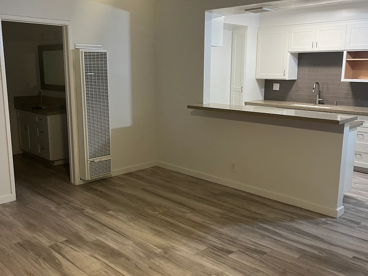 2 bed, $2,300 — Photo 1