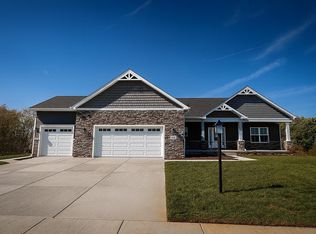 662 Sandra Dee Dr, Lowell, IN 46356