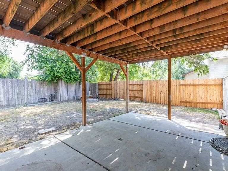 S Sunrise Pl E — Photo 22