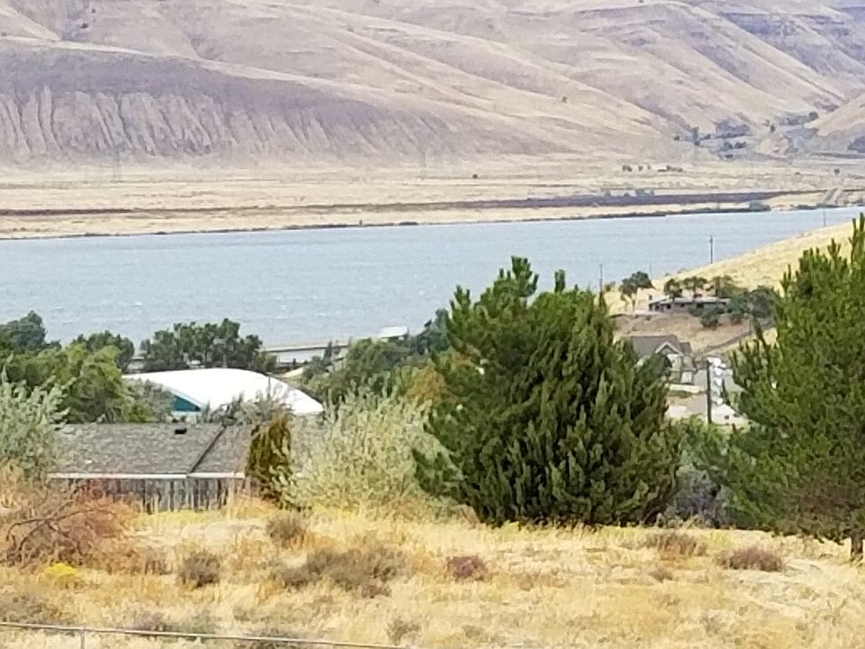 2nd image of 1345 Childers Rd
