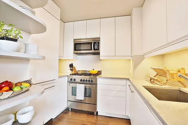 Rented by Berkshire Hathaway HomeServices New York Properties | media 5