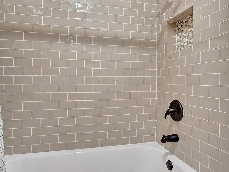 801 SW 5th St — Photo 21