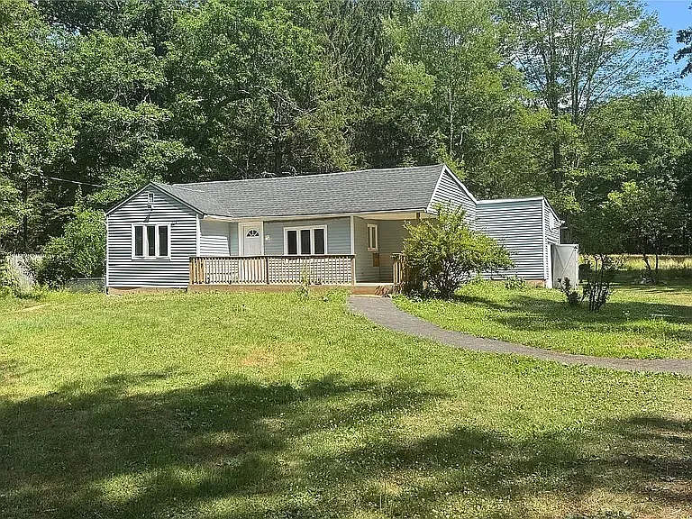328 Stone School House Rd — Photo 2