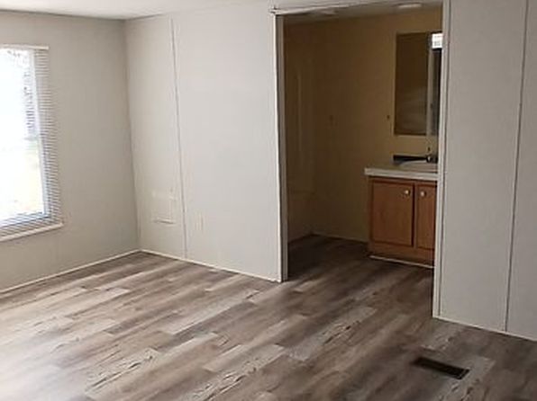 1156 E State Highway 121 TRAILER 30