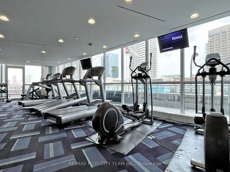 18 Yonge St #2904 — Photo 26