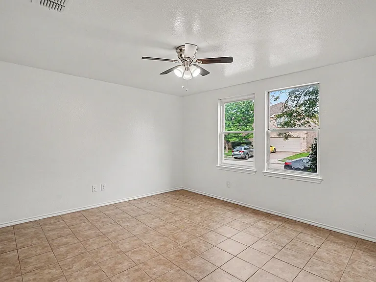 7656 Sienna Ridge Ln — Photo 12