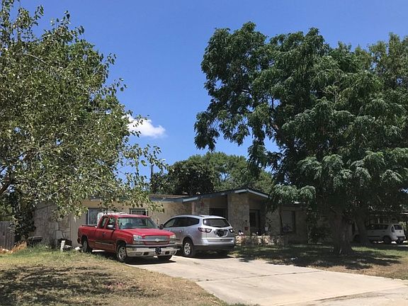 3rd image of 417 E Lindbergh Blvd