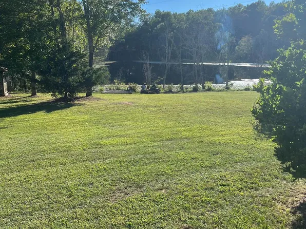 4291 Dyes Ln, Bealeton, VA 22712