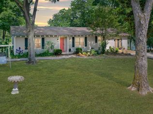 1406 Riverview Dr, Norfork, AR 72658