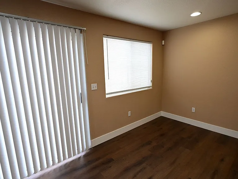 10461 Chrisman Ave — Photo 27