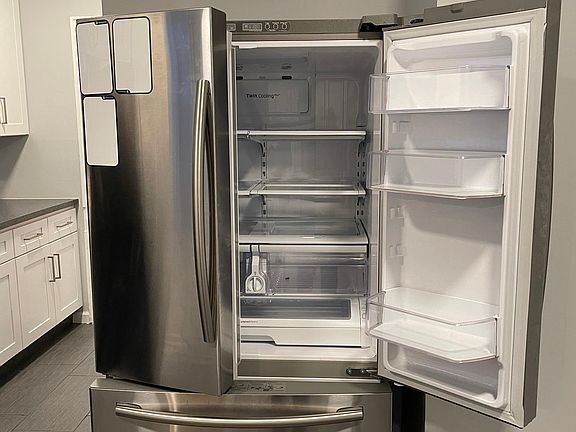 5th image of 2764 Harway Ave APT 3