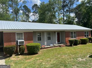 250 Hereford Cir, Swainsboro, GA 30401