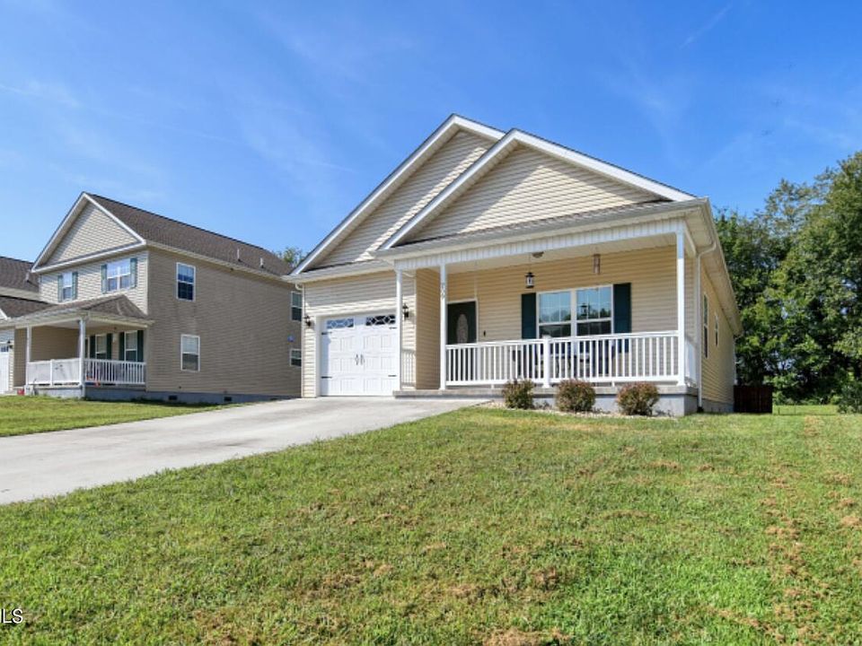 1st image of 209 Heritage Crossing Dr